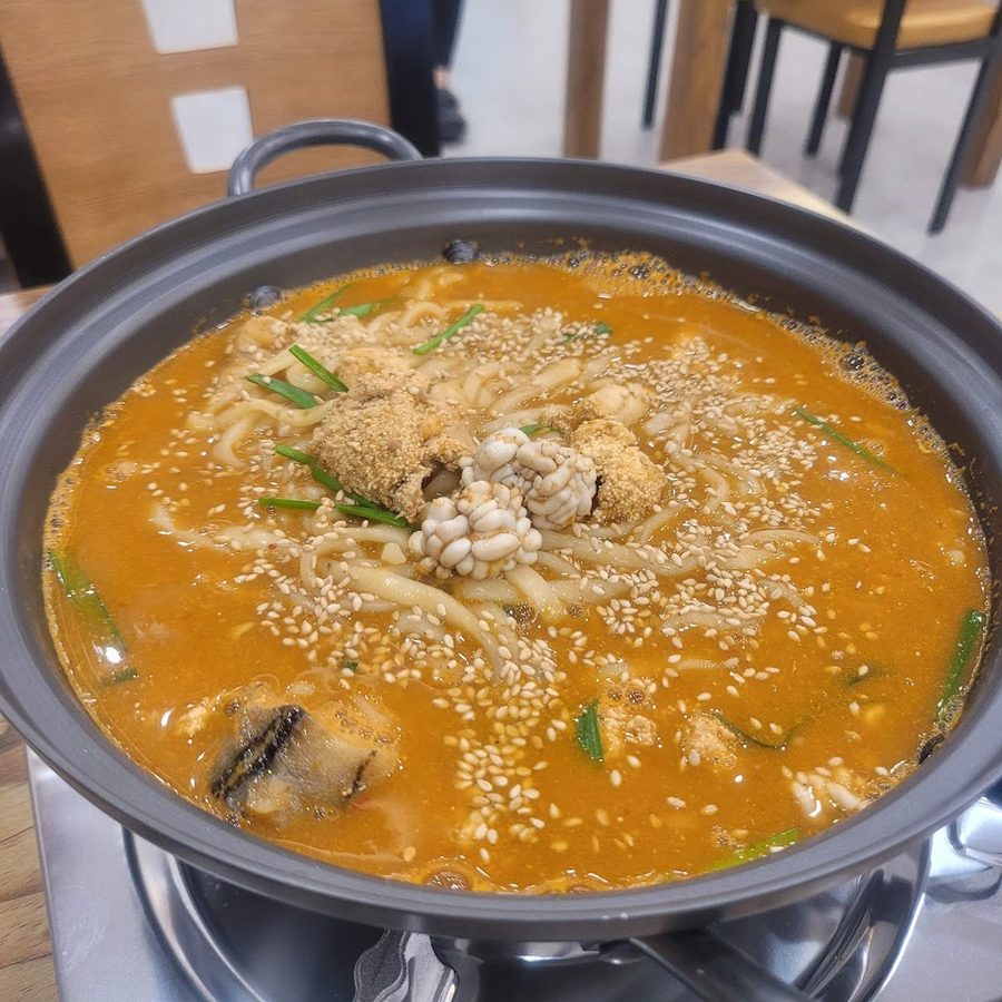 Yukgongju Kalguksu