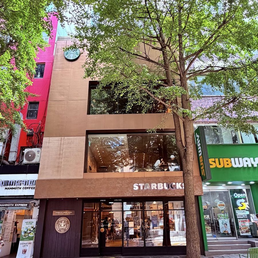 星巴克 梨大店