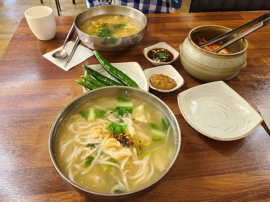 앞산할매손칼국수