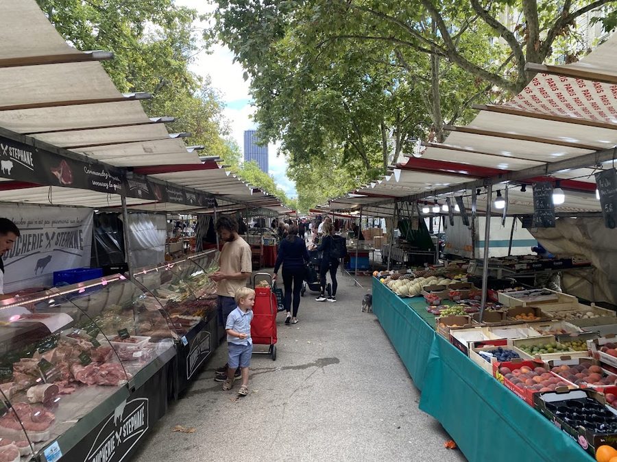 Marché Saxe-Breteuil
