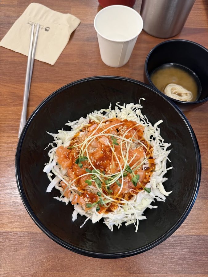 Yukhoe Bareun Salmon Guui Station Branch