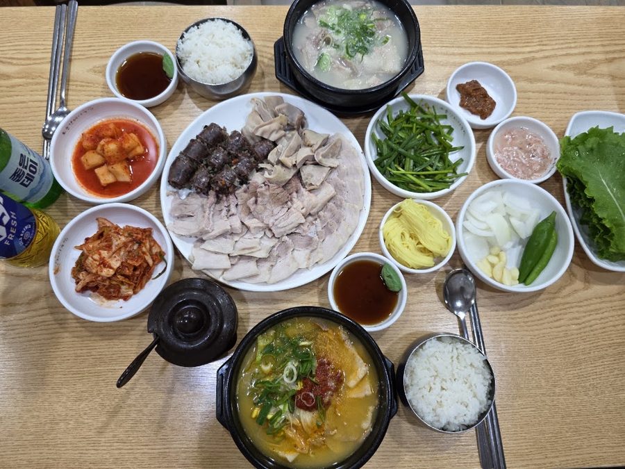 Somunnan Dwaeji Gukbap