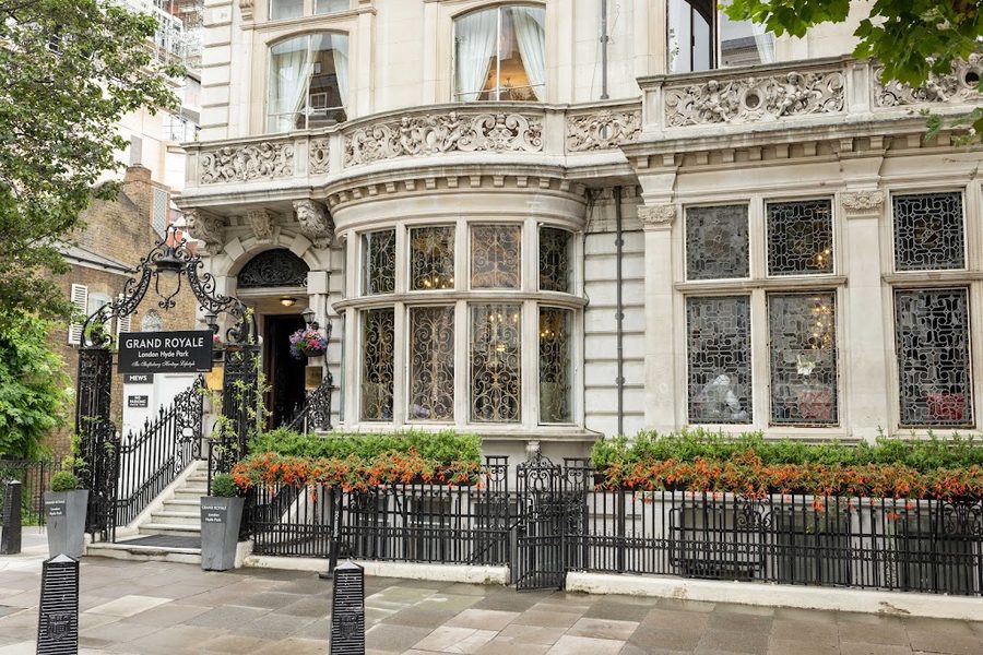 Berjaya Eden Park London Hotel