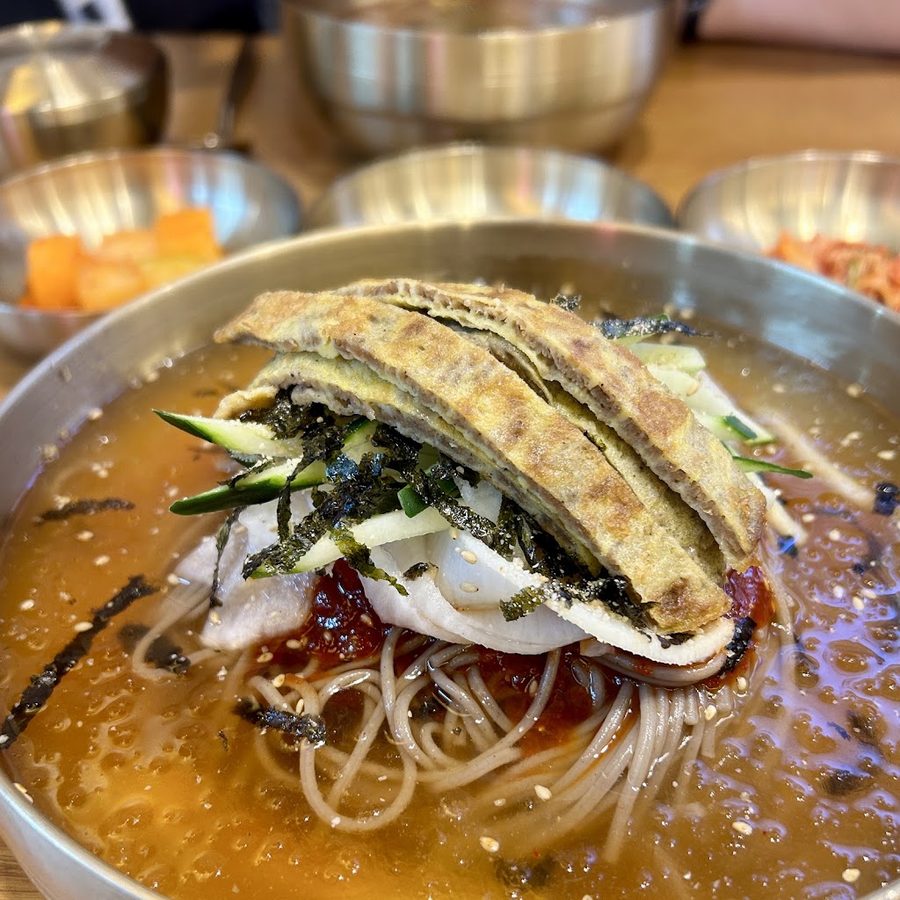육전국밥 서울대입구역점