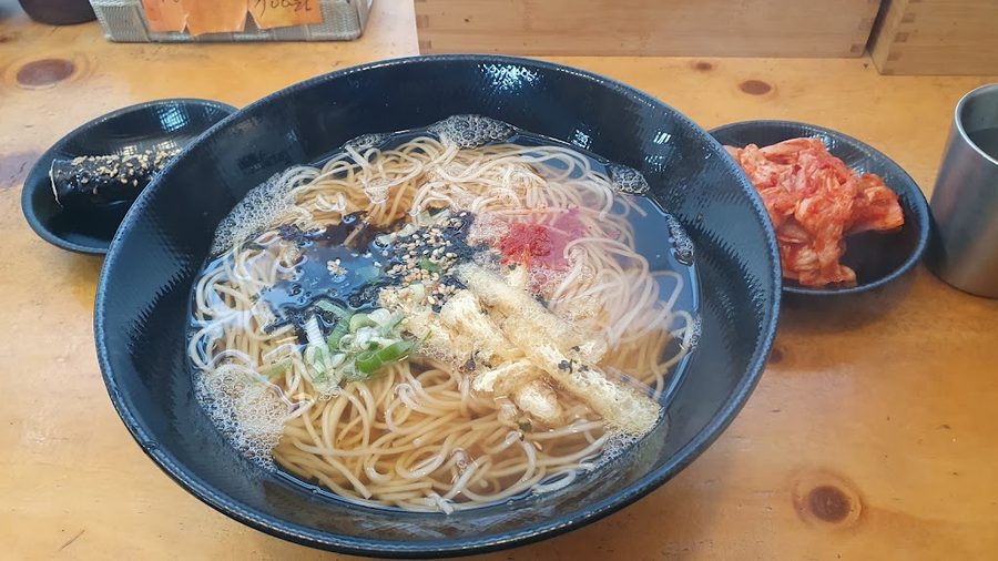 낙원멸치국수