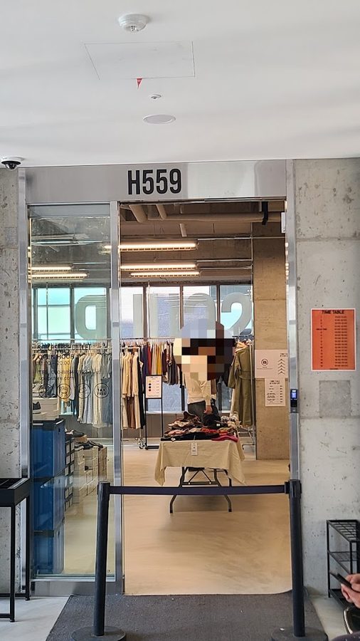 H559