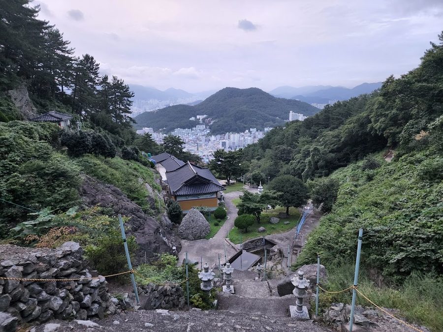 ウアムサ