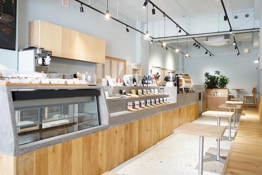 REC COFFEE 天神南店
