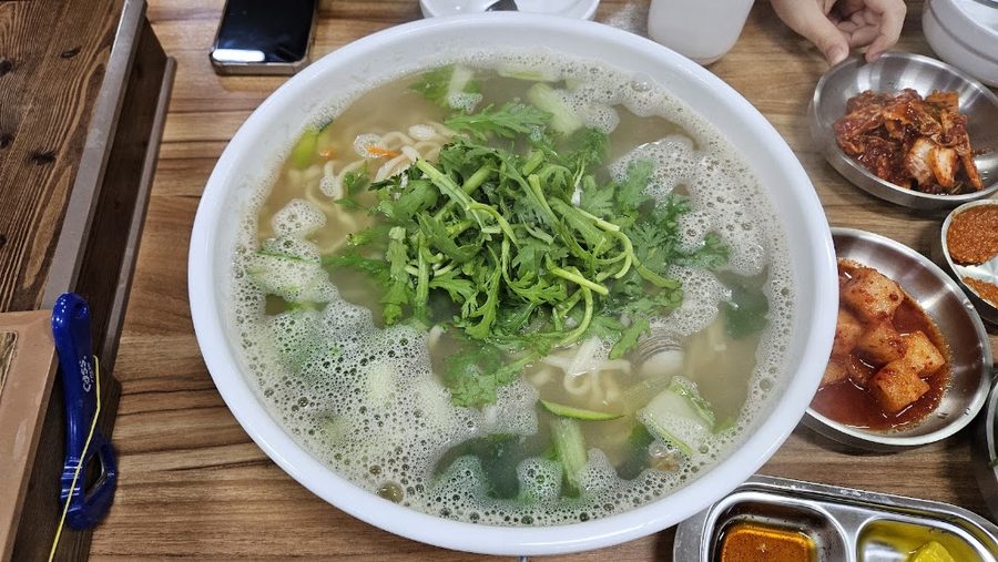 Jeongseongdameun Kalguksu