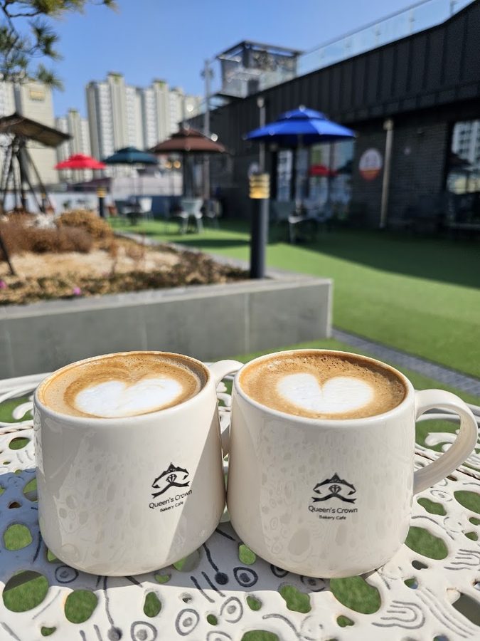 Queen's Crown Bakery Cafe