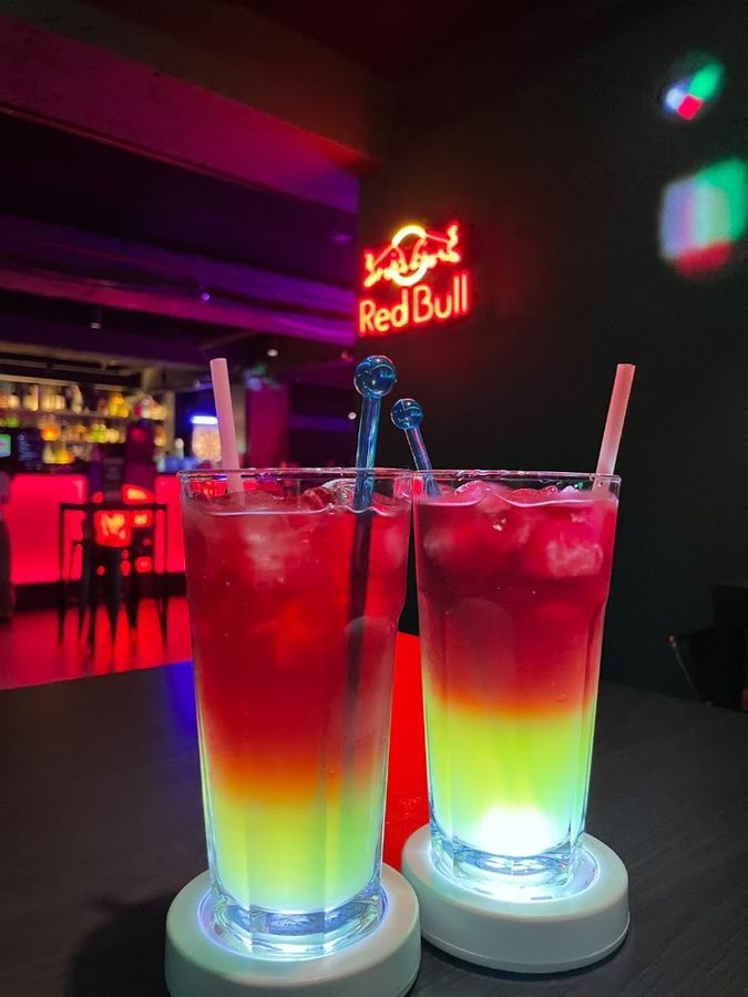 Holiday Pub