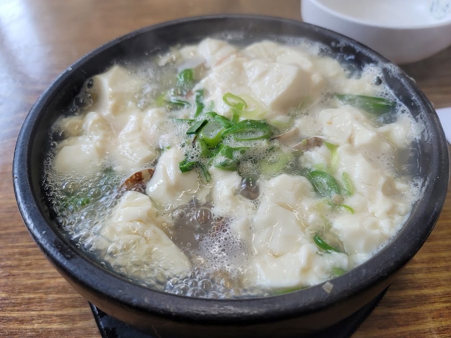 高敞真蛤蜊刀削麵