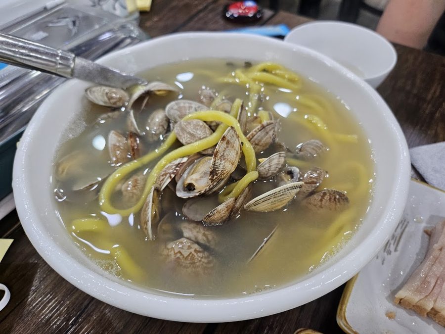 Hwangdo Bajirak Kalguksu