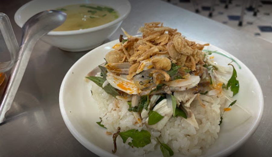 Xôi, Bún măng gà bà Vui