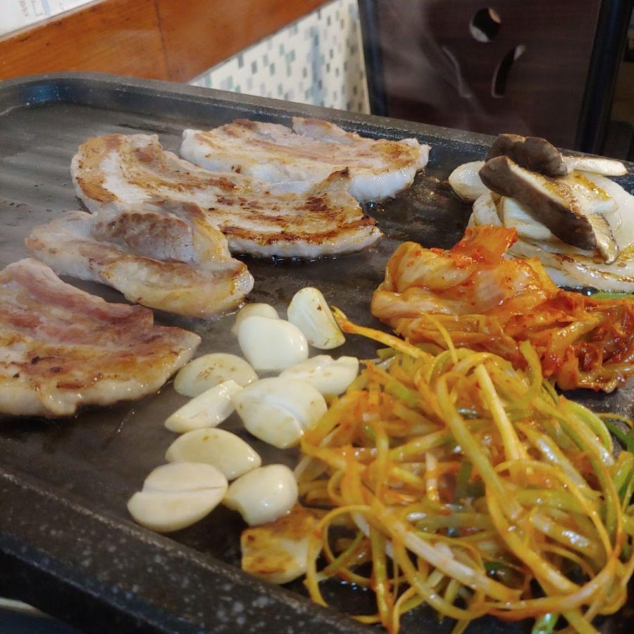 청솔식당