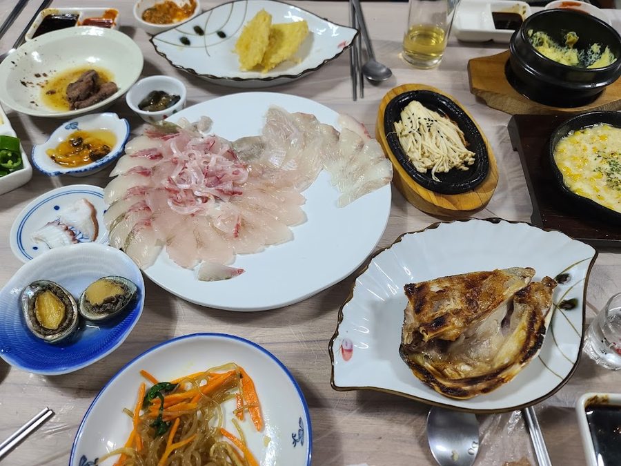 Hwamyeong Hoe Center