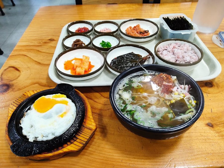 Hanguk Kongnamul Gukbap