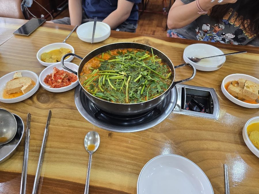 엄지민물매운탕