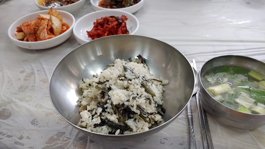 率伊家菜包飯