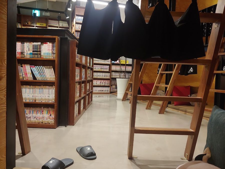 カトゥンアンドブックカフェ ノルスプ カンナム教保タワー店