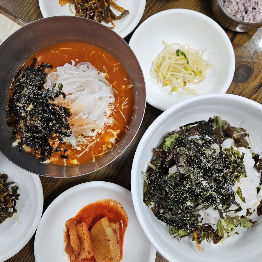 イエッソンド韓国風刺身定食屋