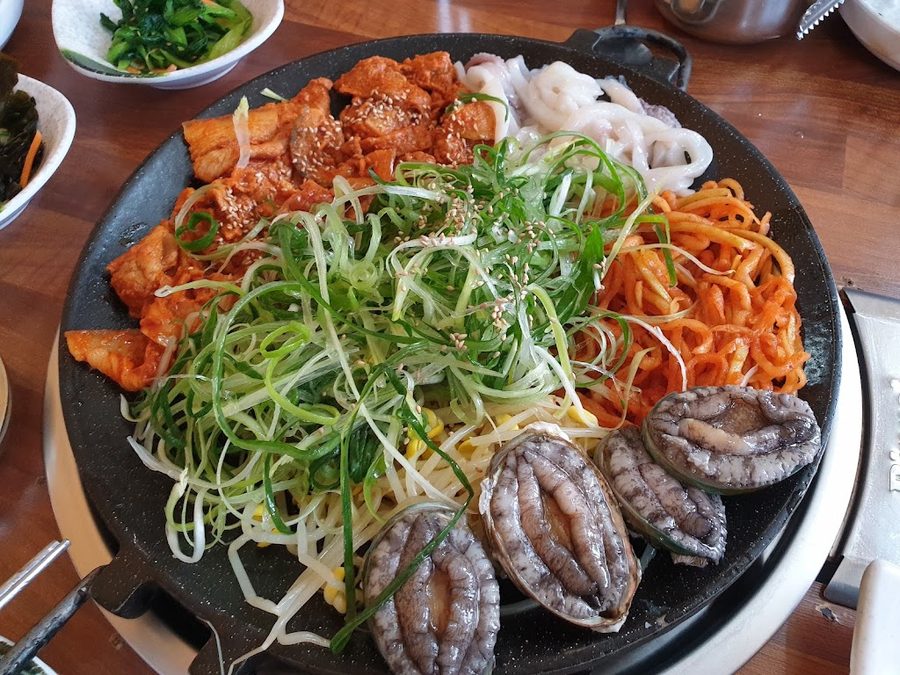 ソンサンジンミ食堂