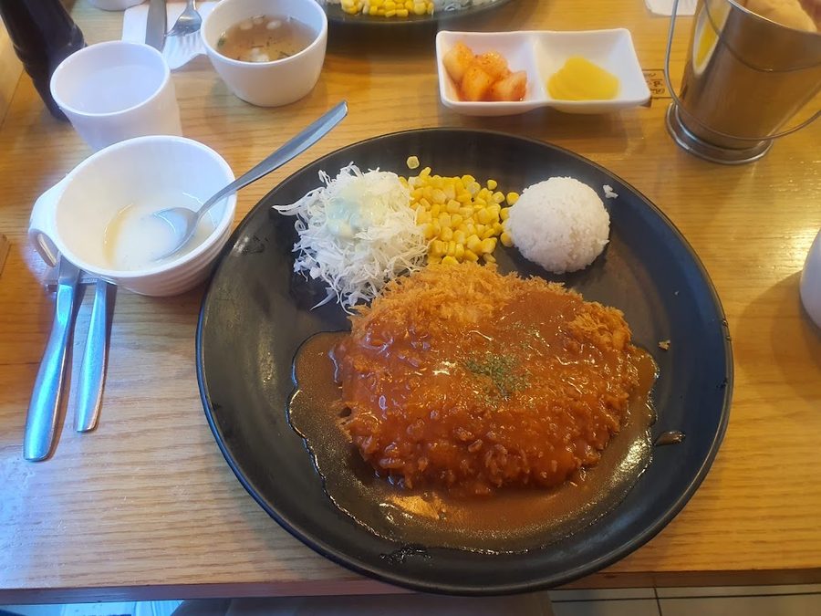 브라운돈까스 강남구청역점