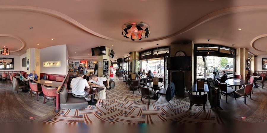 Le Café de la Poste