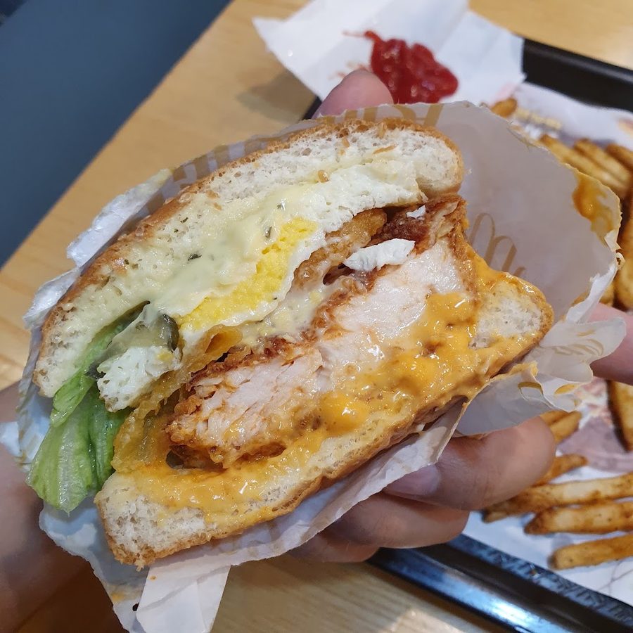 맘스터치 이수점