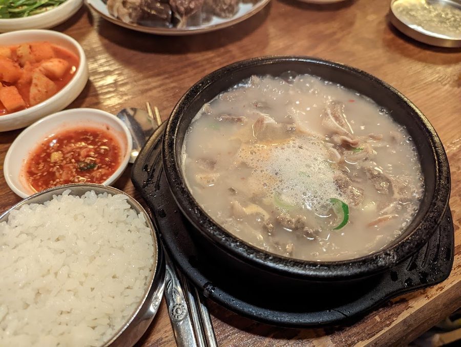 Sinuiju Chapssal Sundae Gangnam Station Branch