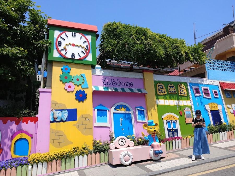 松月洞童話村