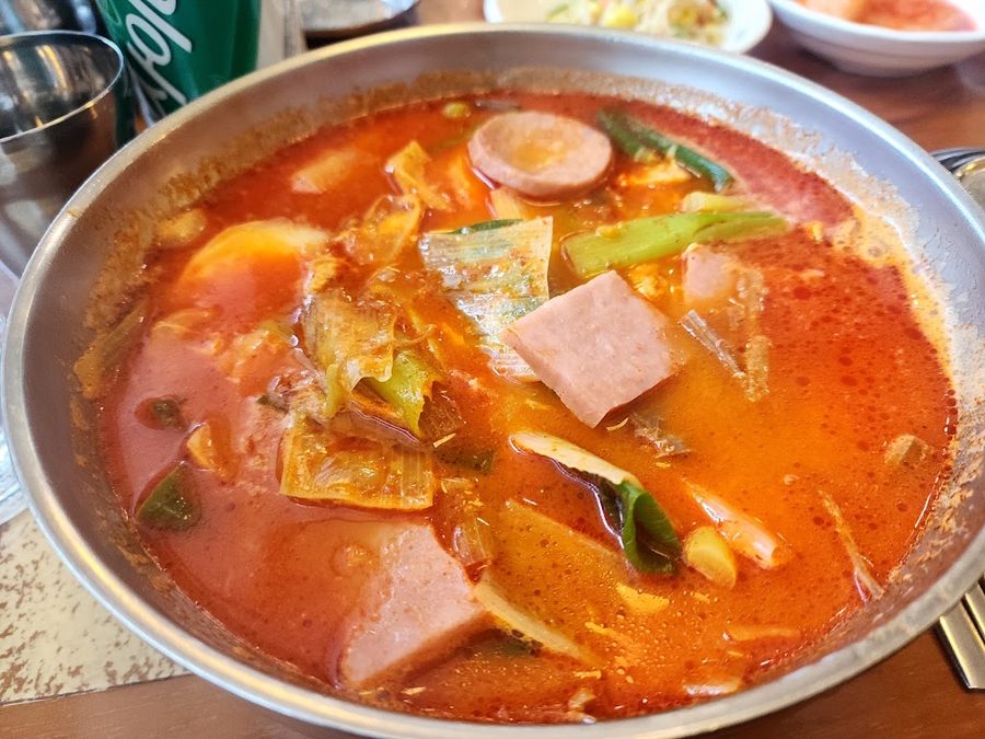 Ihwasoo Jeontong Yukgaejang