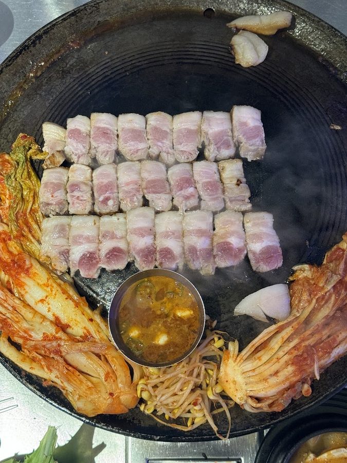 Dongducheon Sotttukkeong Samgyeopsal Hapjeong Branch
