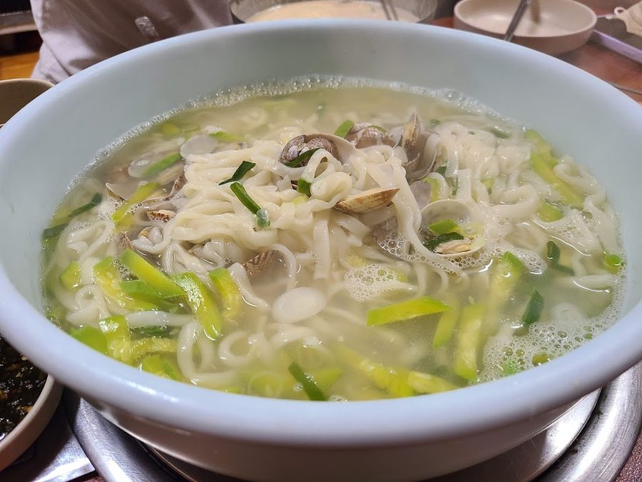 興南麵屋蛤蜊手刀削麵