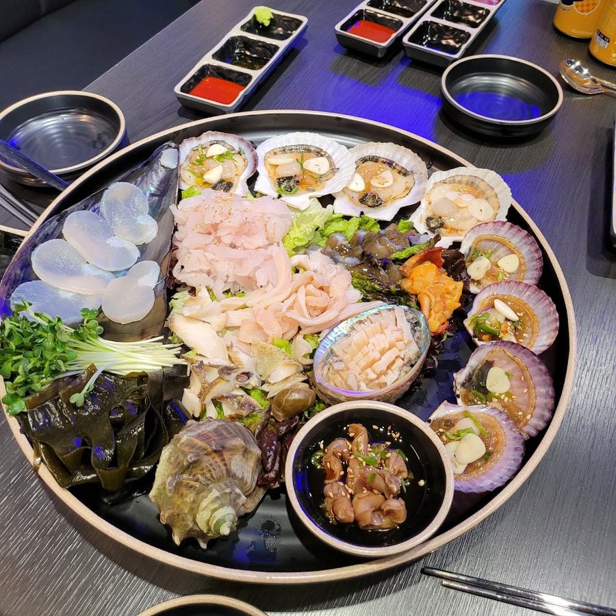 海鮮滿船