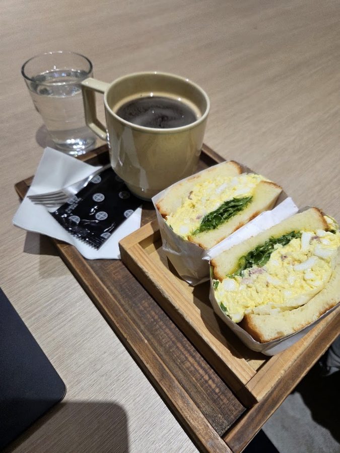 흘러