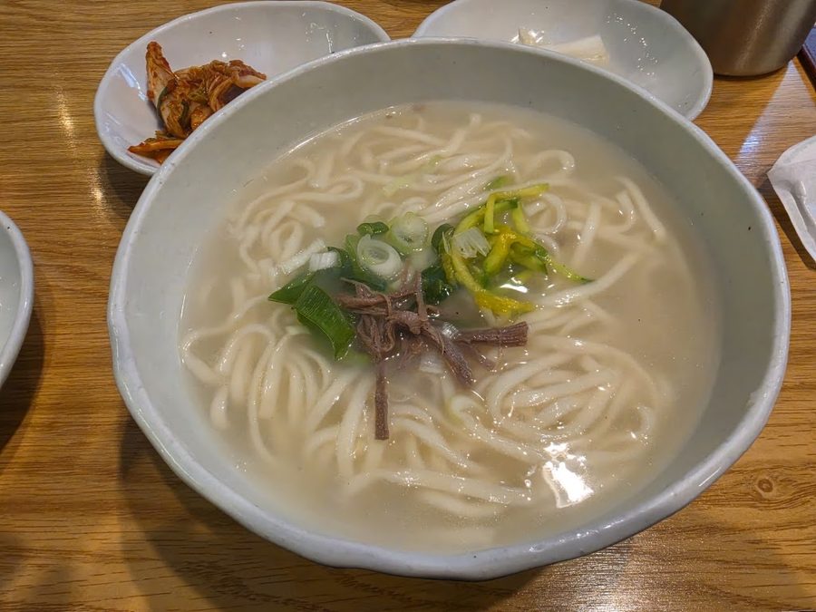 Pyeongchangdong Kalguksu