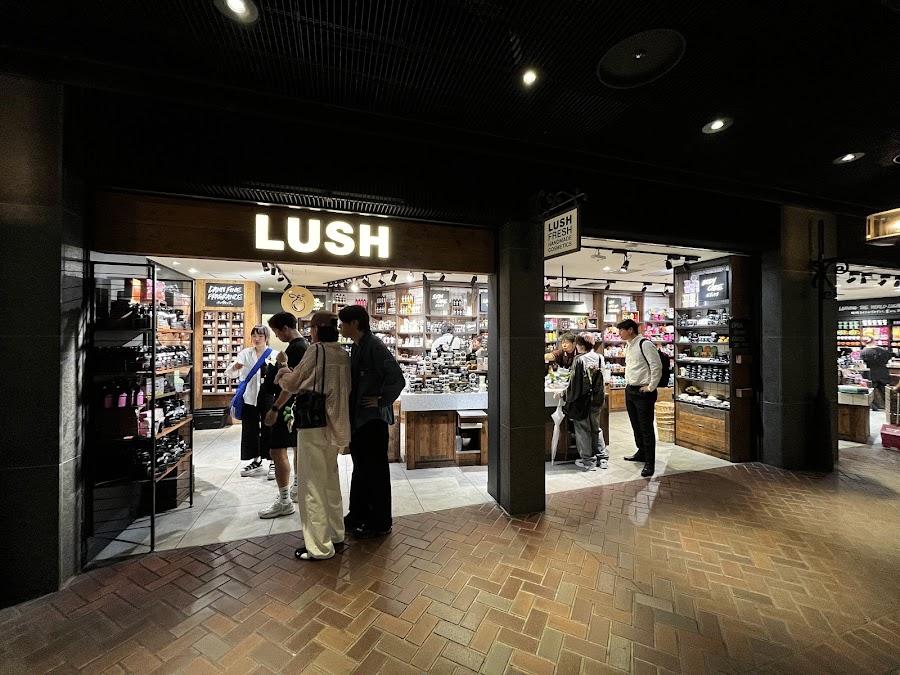LUSH 天神地下街店
