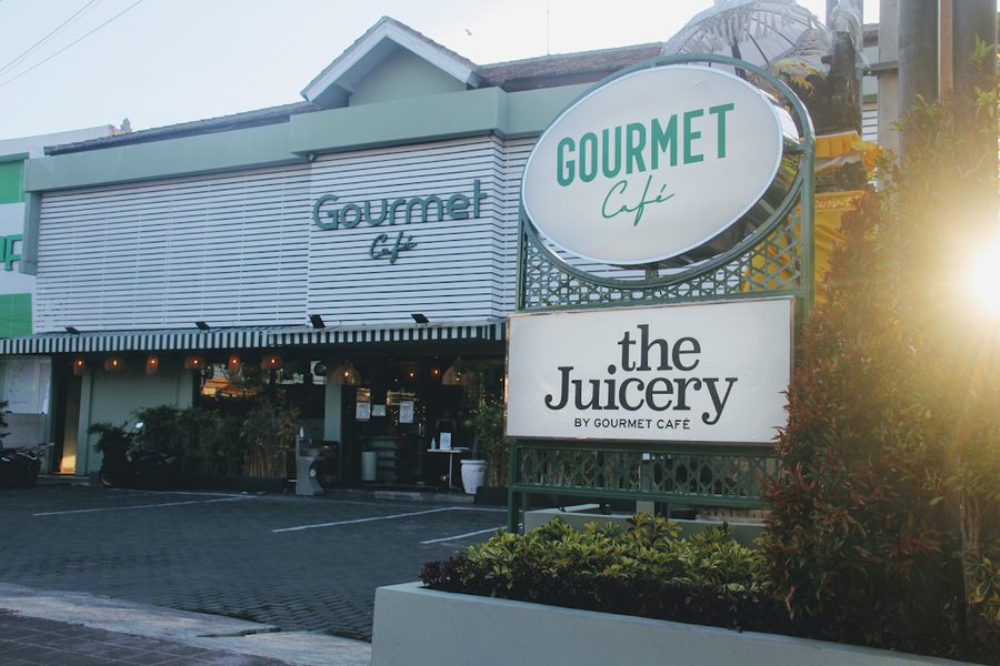 Gourmet Cafe Petitenget
