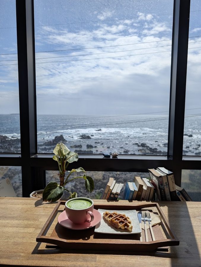 Gakkai Book Cafe