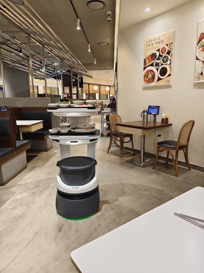 Muwol Table Yeongdeungpo Times Square