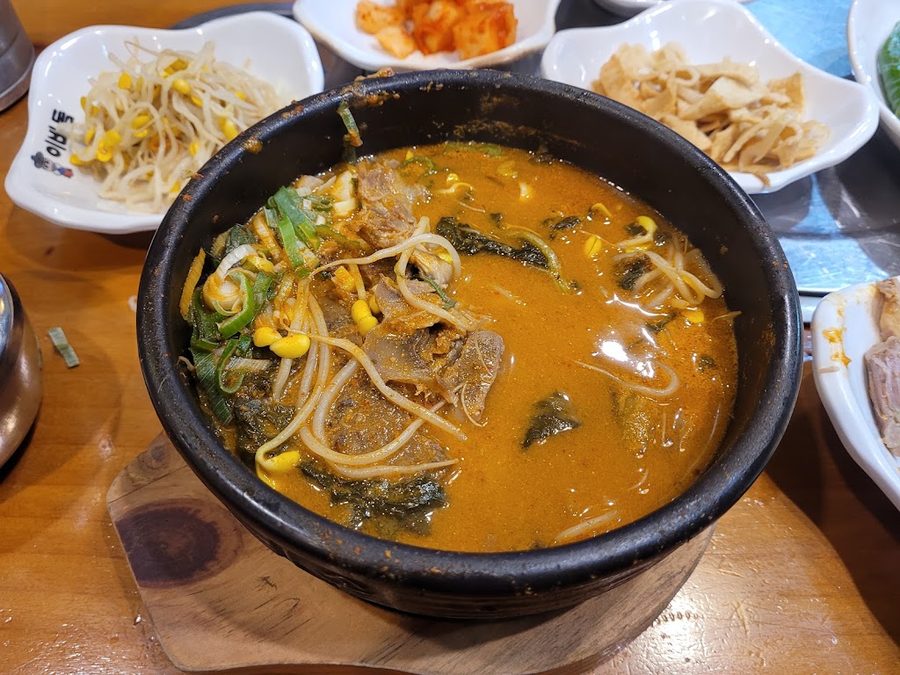 Ibadom Gamjatang Gwangju Hwajeong Branch