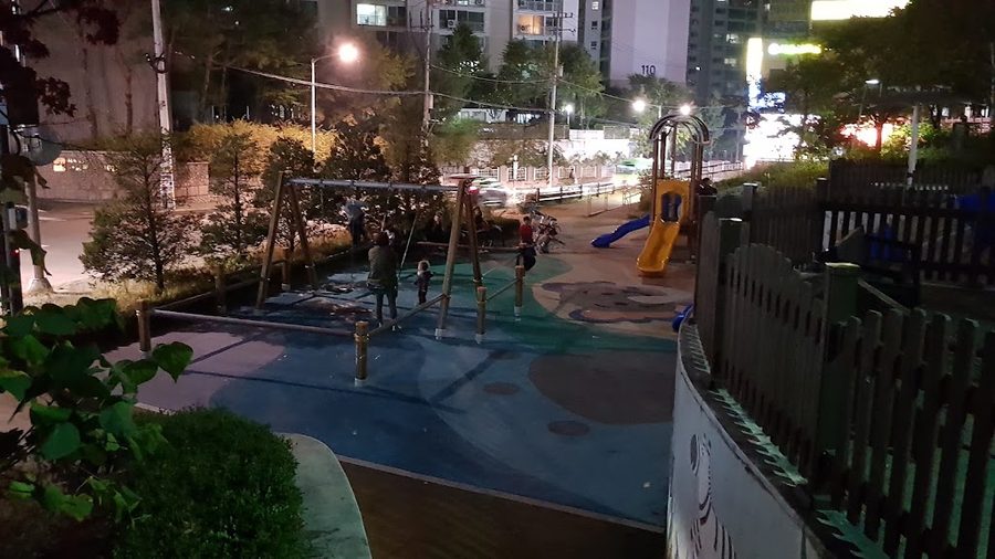 應三兒童公園