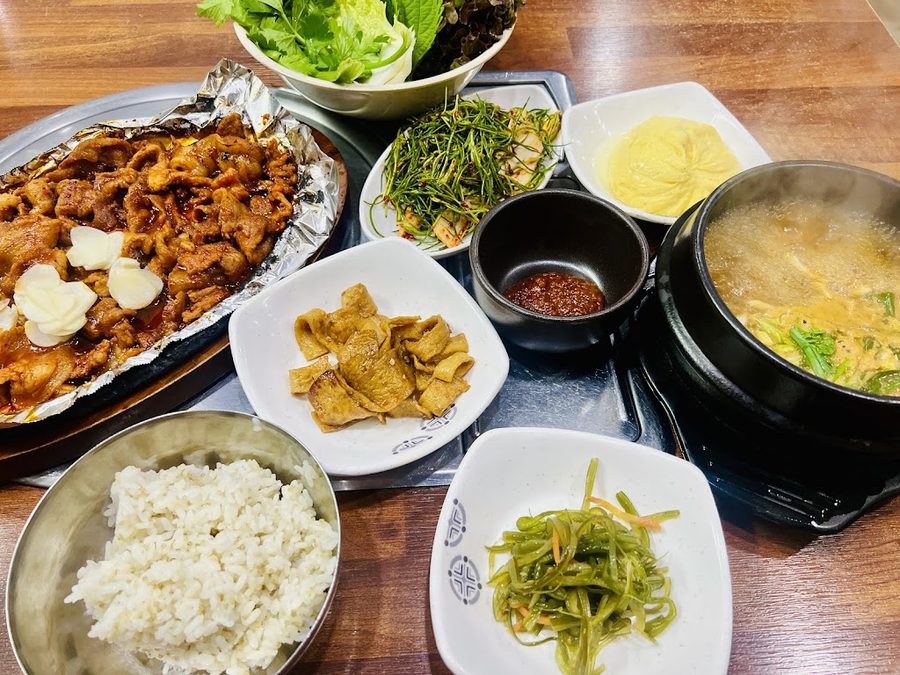 スジョン食堂