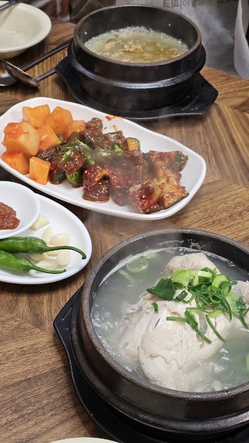 宮中蔘雞湯