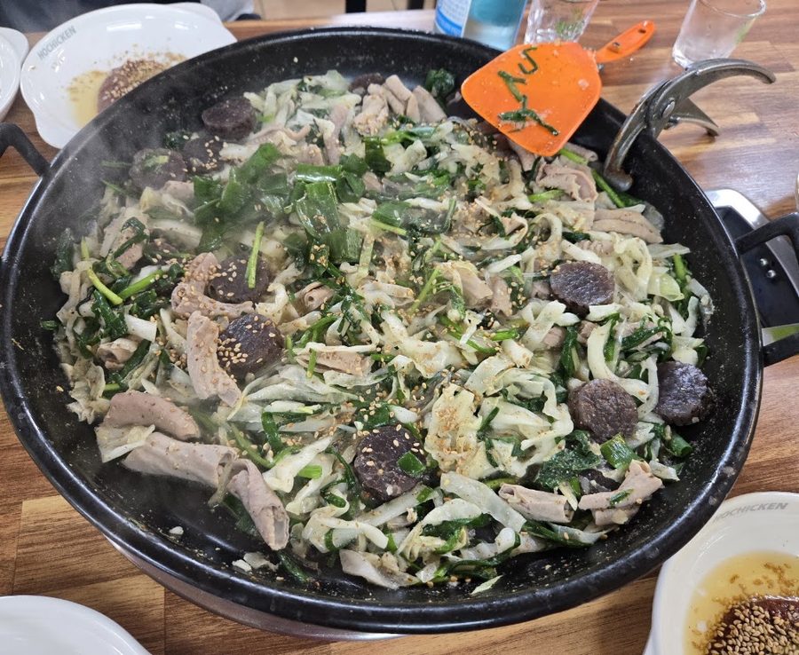 Anyang specialty sundae giblets alley