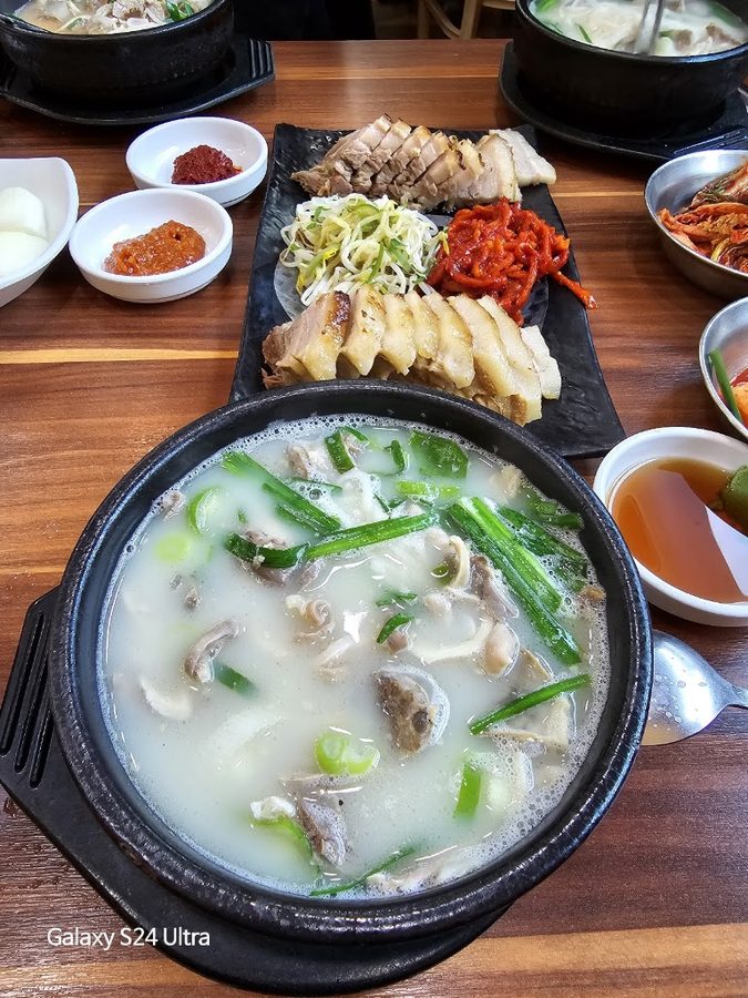 Choigane Eomma Dwaeji Gukbap