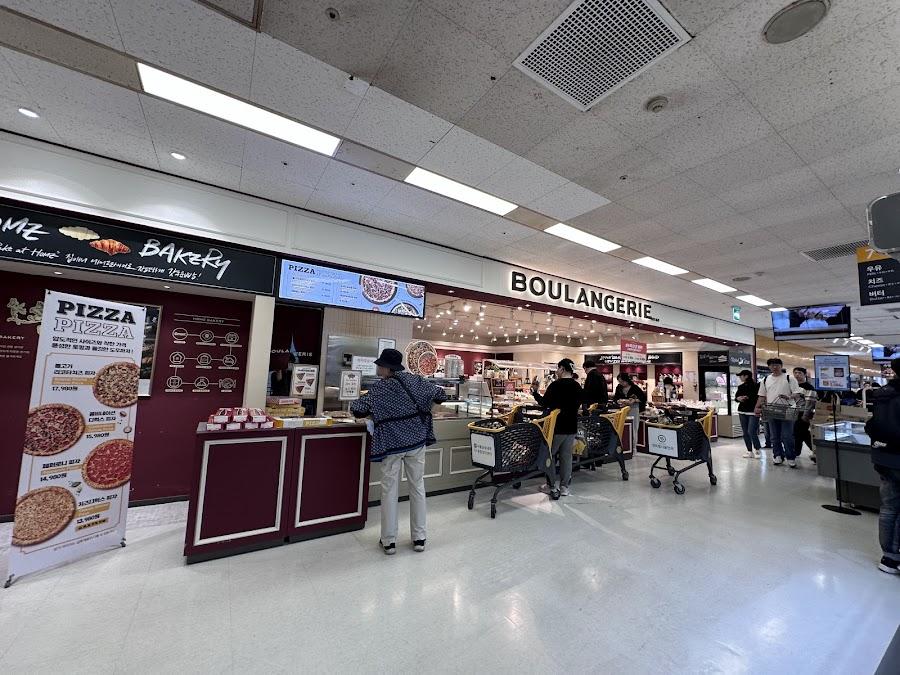 イーマート 龍山店