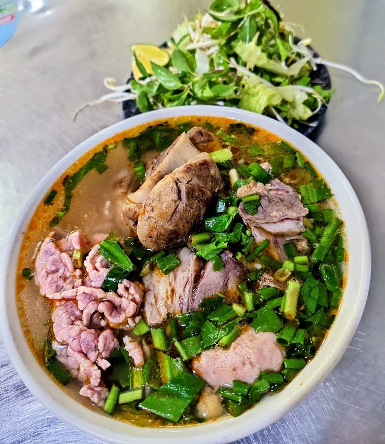 bun bo hue v.hai