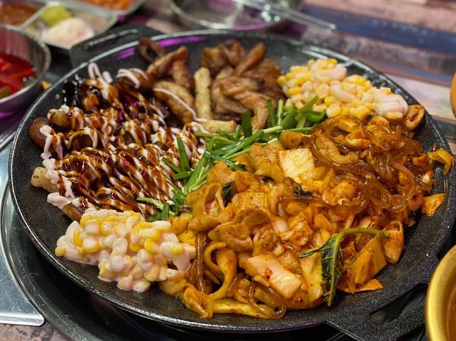 Nhà hàng Em lòng ơi